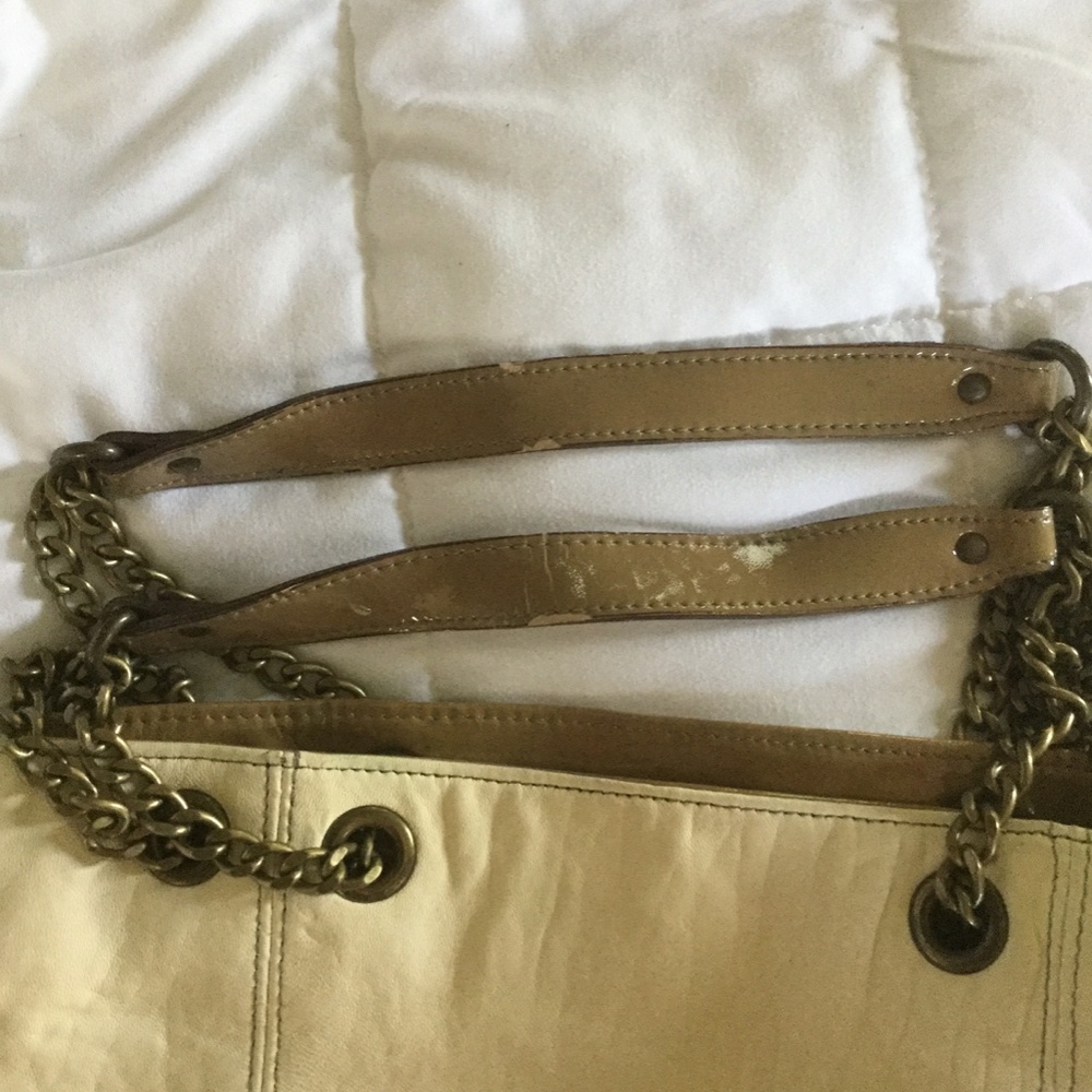 Woman’s handbag - Picture 4 of 4